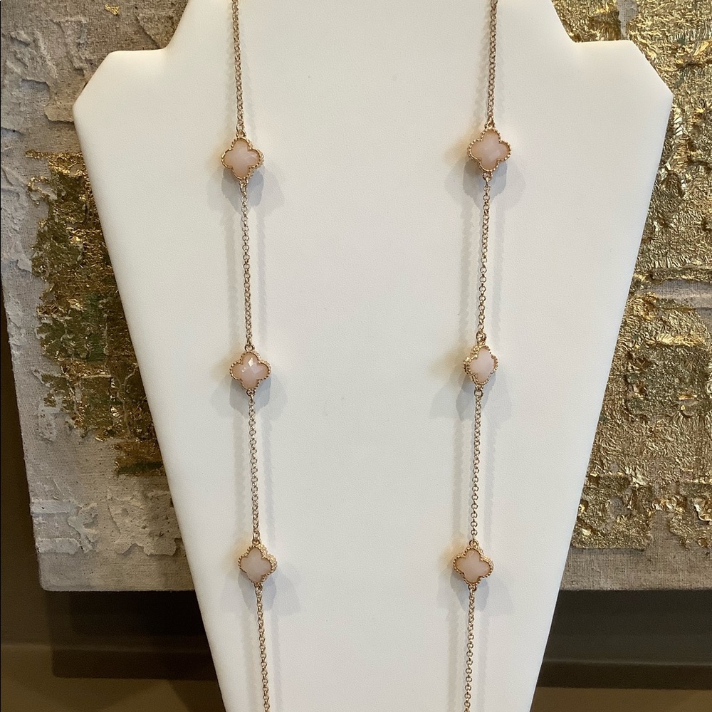 Quatrefoil Necklace/Earrings